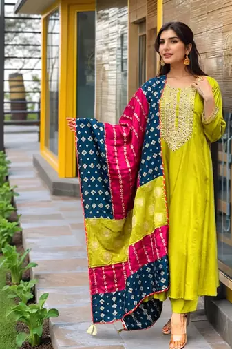 yellow silk blend embroidered kurta sets