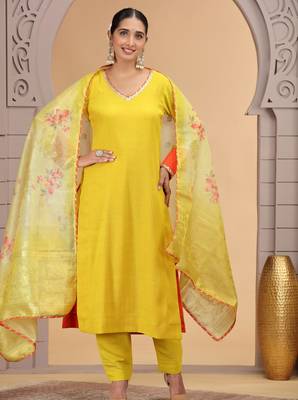Yellow  chiffon kurta set with pant & dupatta 1