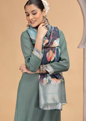 Green chiffon kurta set with loose pant & dupatta 2