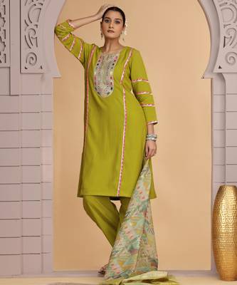 Green chiffon a - line kurta set with pant & dupatta 2