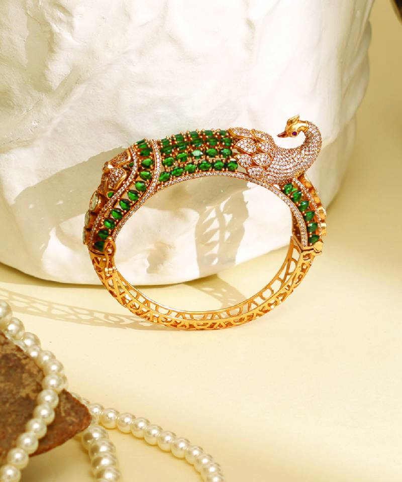 Zircon green stone royal kada