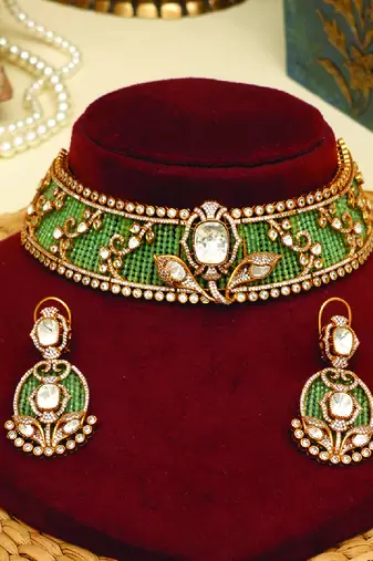Gold plated kundan green stones choker necklace set