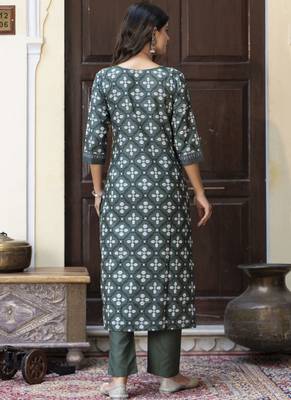 Dark-green embroidered cotton salwar suit 3