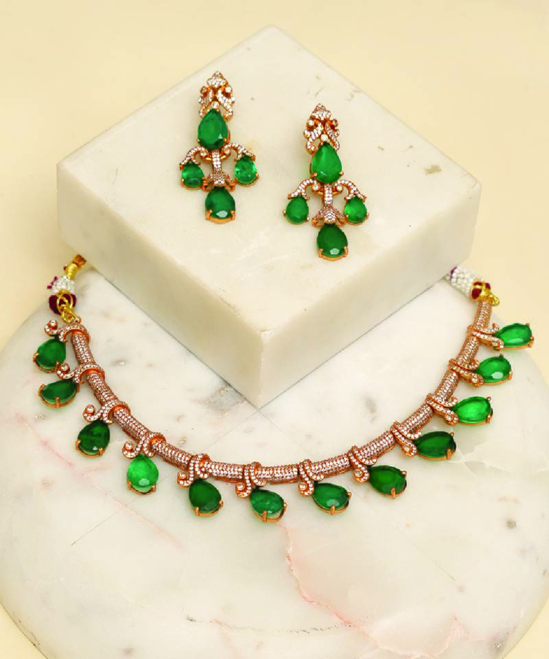 Zircon studded green stones choker necklace set