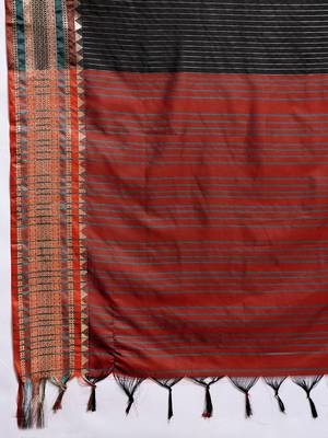 Black zari woven pure banarasi silk saree traditional wedding wear with blouse elegant 5