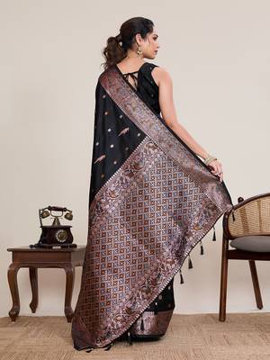 Black jacquard zari woven saree wedding designer heavy border with blouse ethnic party wear 2
