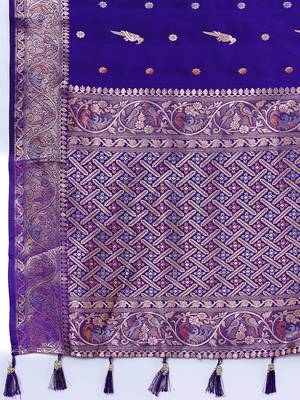 Purple jacquard silk saree zari woven border designer wedding saree with blouse set 5