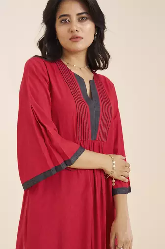 women’s red viscose blend v neck kurta with front pleat design