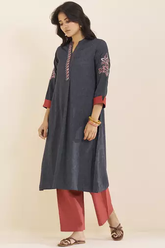women’s grey viscose blend straight fit kurta for casual wear