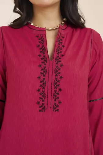 women’s red straight fit viscose blend kurta
