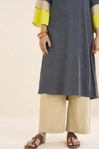 women’s black straight cut viscose rayon kurta