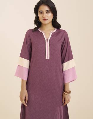 women’s wine straight cut viscose rayon kurta 4
