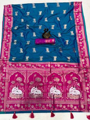dark blue soft art silk saree with pink dual zari border 4