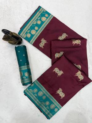 maroon soft art silk saree with teal dual zari border 2
