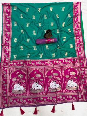 olive art silk saree with pink dual zari border 4