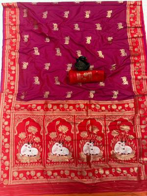 wine dual zari woven soft art silk saree 4