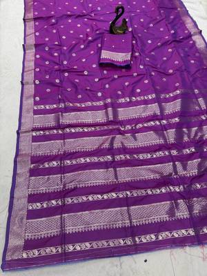 violet banarasi soft silk zari woven saree 2