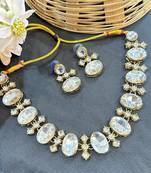 white kundan stone matte gold necklace set