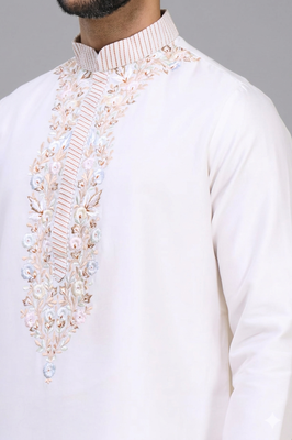 men’s off white embroidered silk kurta patiala set 4