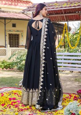 black georgette gown set with sequin embroidery work 2