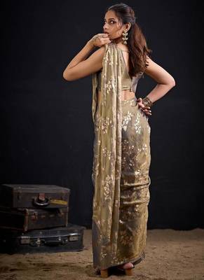 Grey color fendi silk blend two tone with foil & hand work zircon work saree 3