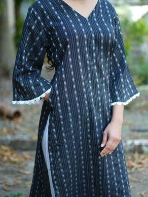 navy blue cotton kurti pant set with kantha work design 3