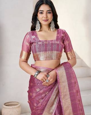 Soft linen cotton silk blend saree with gold zari weaving 2