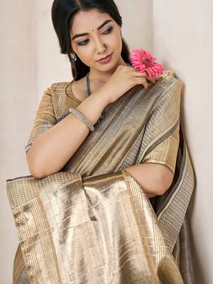 Soft linen cotton silk blend saree with gold zari weaving 4