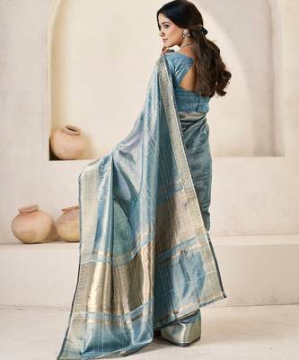Soft linen cotton silk blend saree with gold zari weaving 5