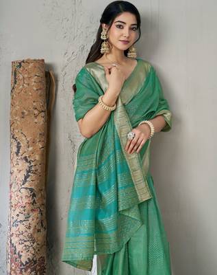 Soft linen cotton silk blend saree with gold zari weaving 3