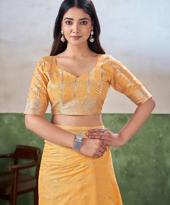Soft linen cotton silk blend saree with gold zari weaving 5
