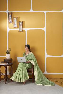 Soft linen cotton silk blend saree with gold zari weaving 3