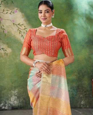Soft linen cotton silk blend saree with gold zari weaving 2