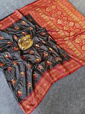 black silk saree with traditional motif weaving design 4
