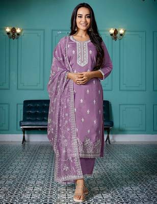 Ethnic motifs embroidered thread work kurta with trouser & dupatta 1