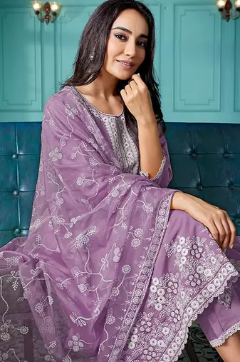 Ethnic motifs embroidered thread work kurta with trouser & dupatta