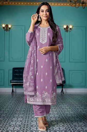 Ethnic motifs embroidered thread work kurta with trouser & dupatta