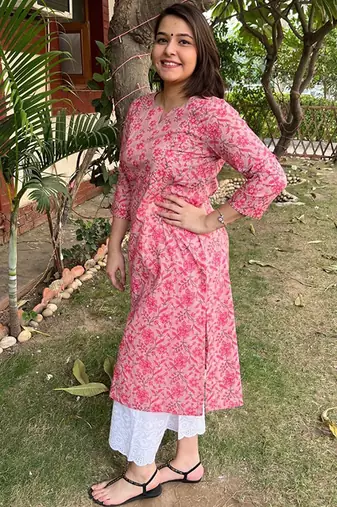 Floral printed notch neck straight cotton kurta