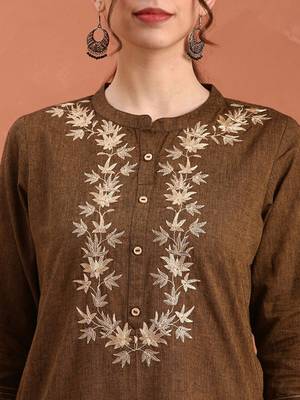 Ethnic motifs embroidered yoke design cotton straight kurta 2