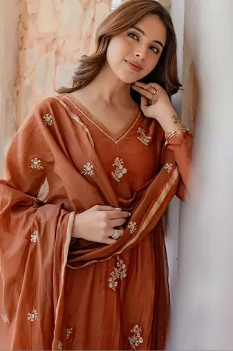 Ethnic motifs embroidered panelled thread work pure cotton kurta with trousers & with dupatta