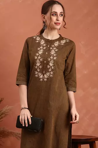 Ethnic motifs embroidered yoke design cotton straight kurta