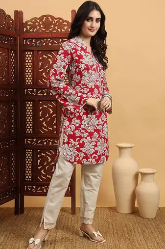 Ethnic motifs printed flared sleeves summer sheers kurta