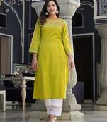 Floral thread embroidered yoke design straight kurta