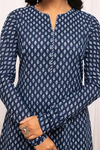 Ethnic motifs printed notched neck pure cotton a-line kurta