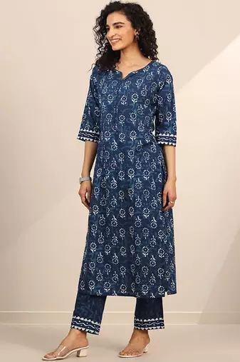 Floral printed regular kurta with trousers & dupatta