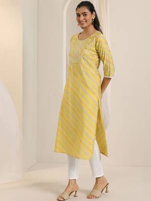 Leheriya printed thread work kurta 1