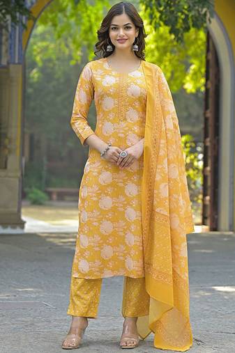 Floral printed regular kurta with trousers & with dupatta