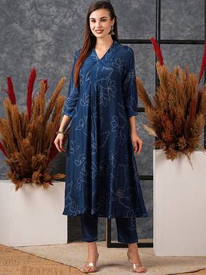 Floral printed regular kurta with trousers 1