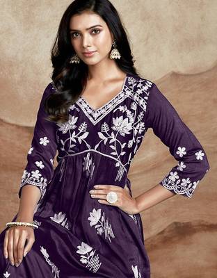 Chikankari embroidery kurta 1