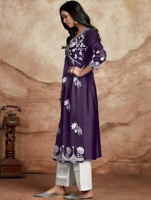 Chikankari embroidery kurta 3